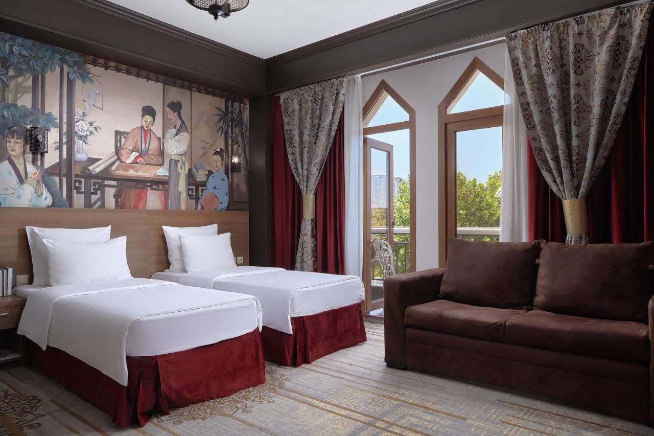 Garuda Boutique Hotel Sukhumi Esterno foto