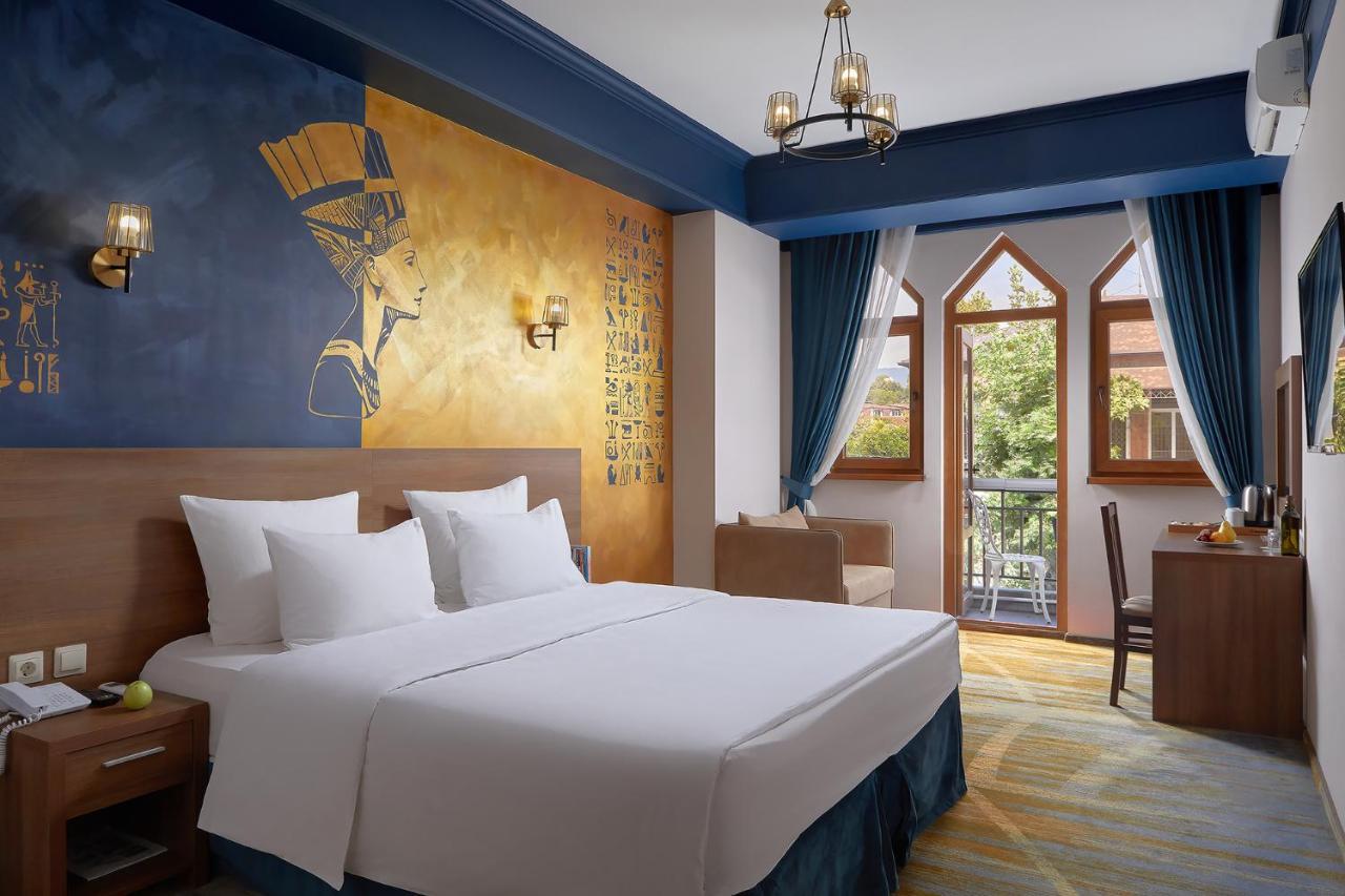 Garuda Boutique Hotel Sukhumi Esterno foto