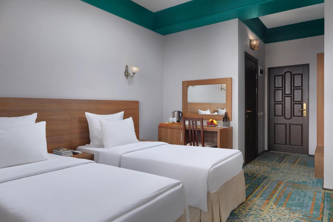 Garuda Boutique Hotel Sukhumi Esterno foto